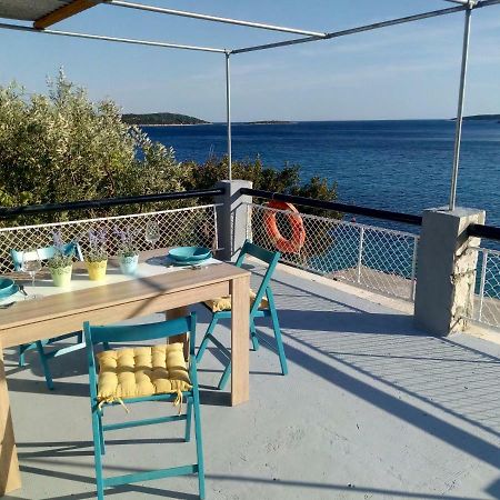 Apartmani Paulo Vis Luaran gambar