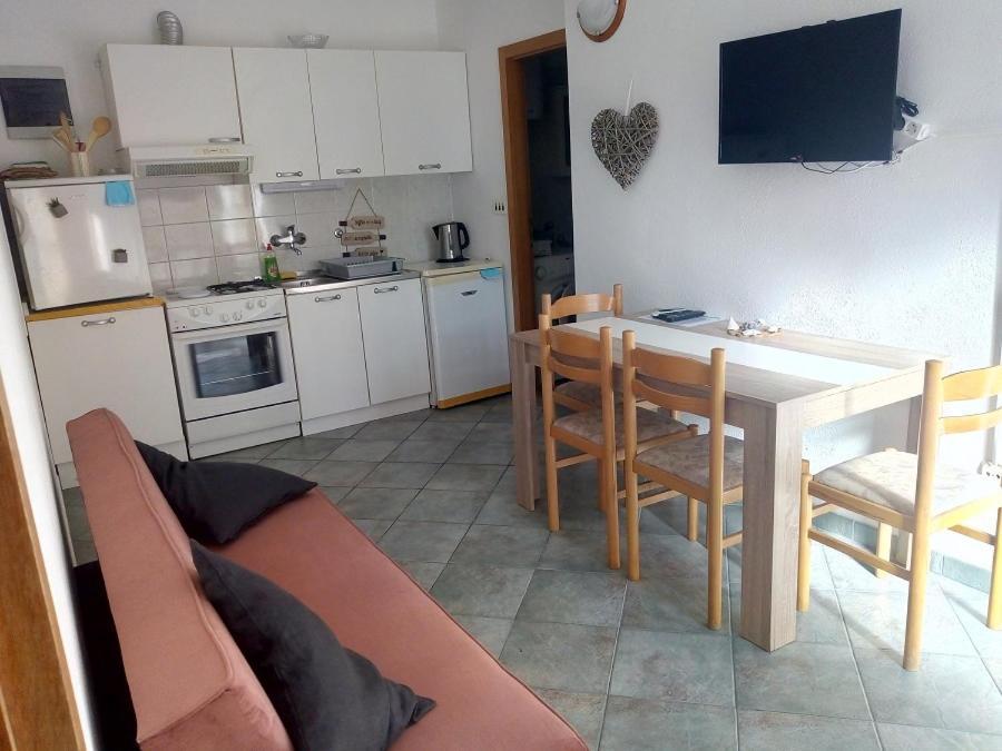 Apartmani Paulo Vis Luaran gambar