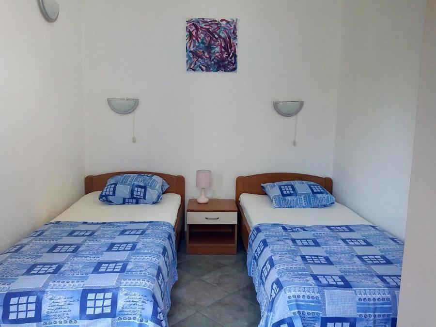 Apartmani Paulo Vis Luaran gambar