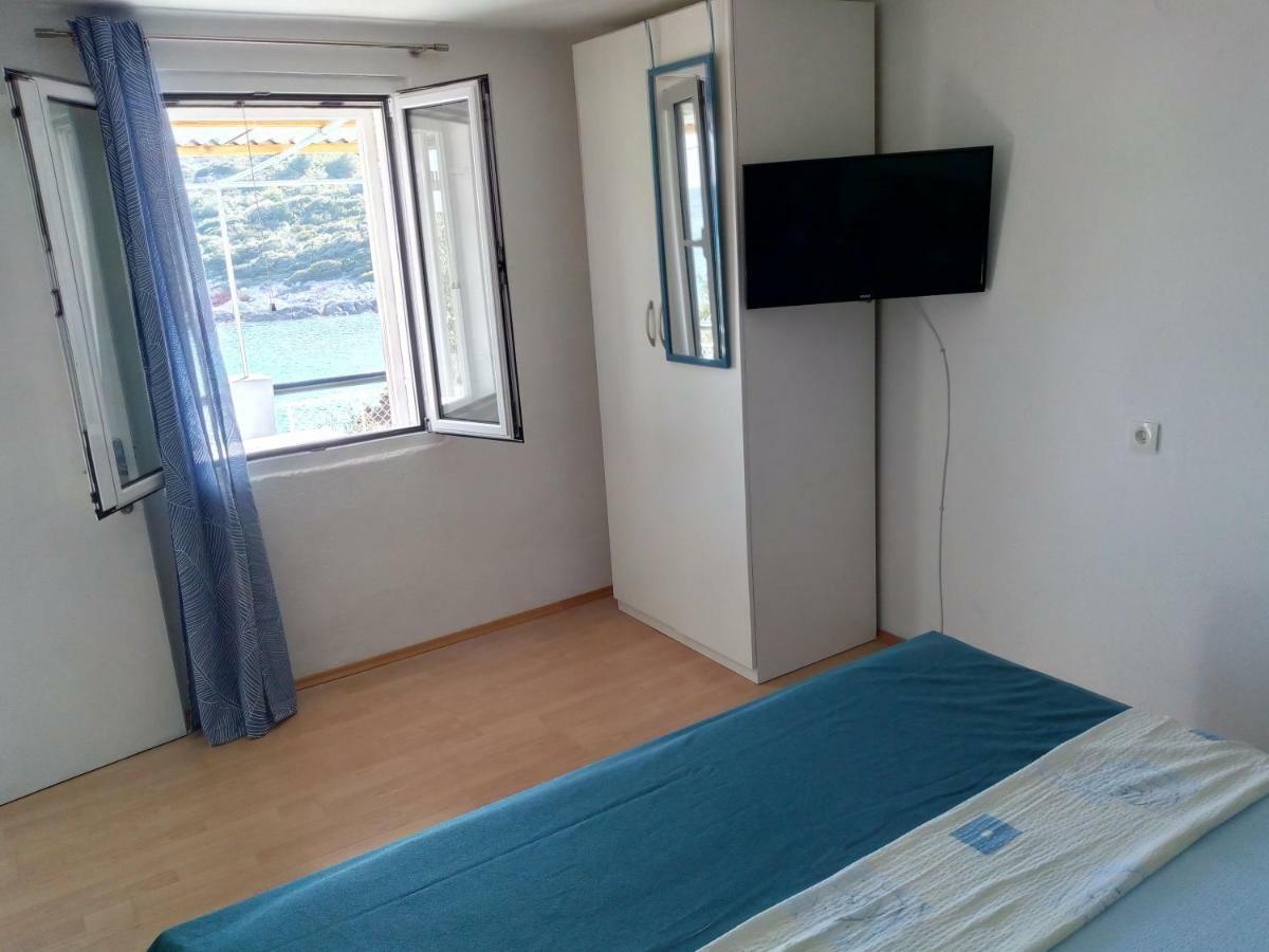 Apartmani Paulo Vis Luaran gambar